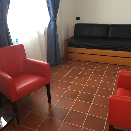G Aparthotel *